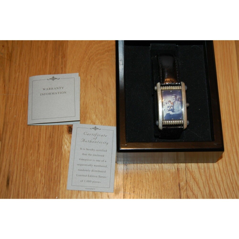 New Vintage RARE Walt & Mickey Limited Edition Watch 860 of 1000
